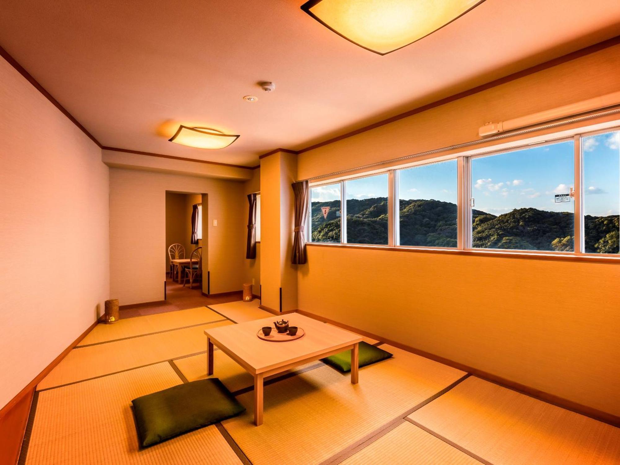 Ooedo Onsen Monogatari Premium Toba Saichoraku Hotel Bilik gambar